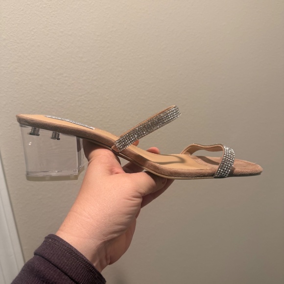 Holiday Shoes - Picture 2 of 5